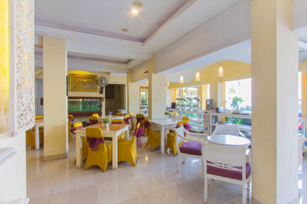 Wijaya Imperial Hotel Baturetno Экстерьер фото