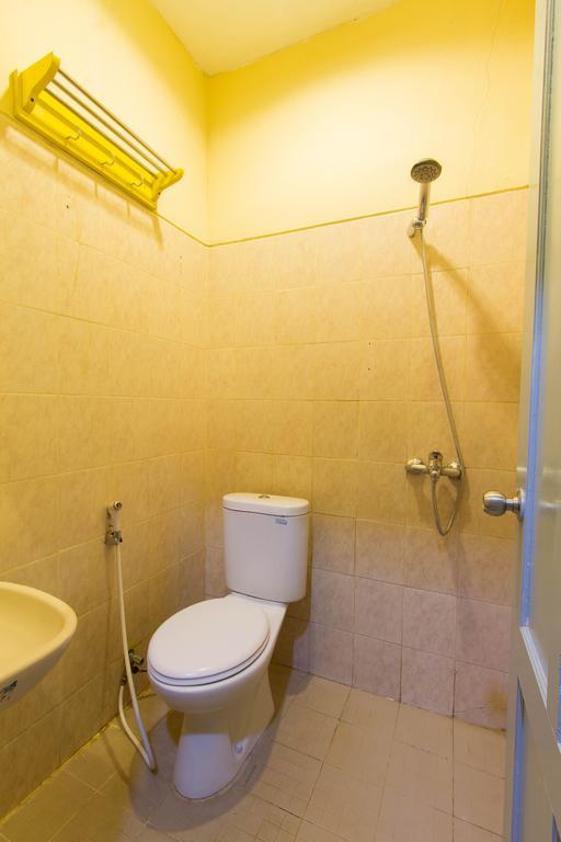 Wijaya Imperial Hotel Baturetno Номер фото